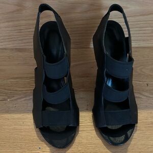 Locale Black High heels straps sandals in Size 38 or 8